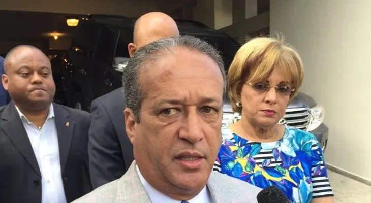 Reinaldo Pared dice "dinero ha corrompido a ciertos peledeístas"