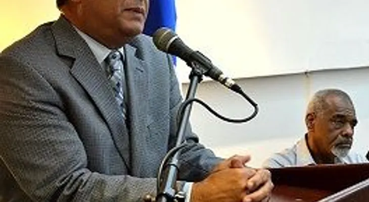 Director SNS advierte ruptura diálogo alejaría médicos de aumento salarial de 60%