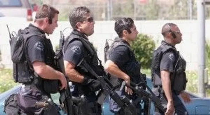 Policía EEUU cree que dominicanos que llegaron junto a equipo de béisbol se fueron por su cuenta