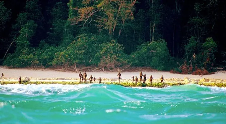 La isla donde sus habitantes tribales matan a todo aquel que la visite