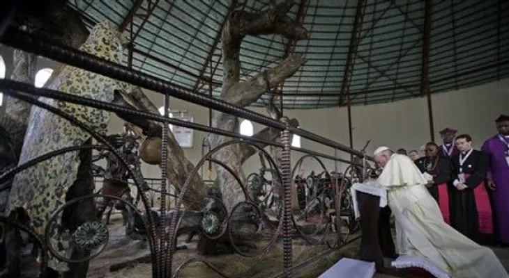 Papa loa a mártires cristianos ugandeses como ejemplo de fe