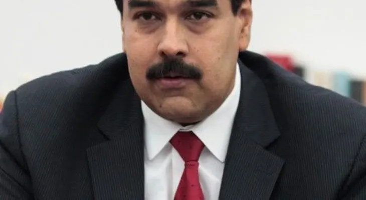 Maduro propone incluir a Puerto Rico a Petrocaribe