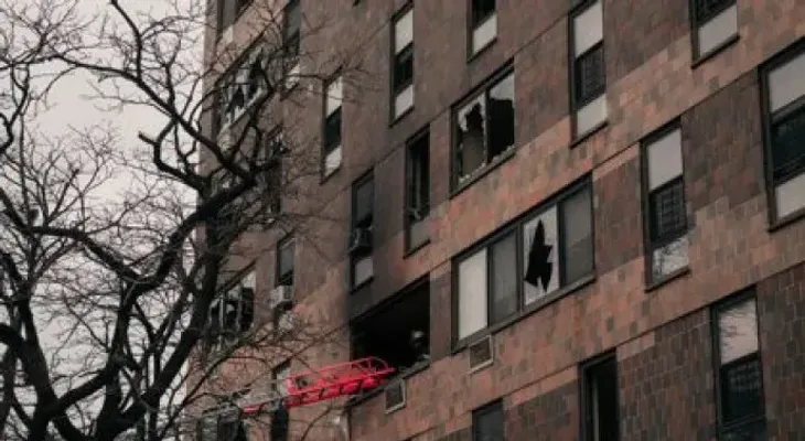 Pareja de dominicanos que sobrevivieron al incendio del Bronx reclaman indemnización de US$1,000 MM