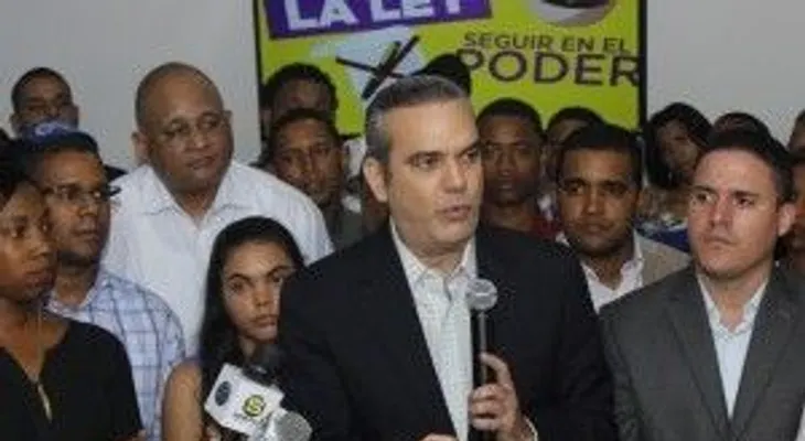"Danilo no habla porque no tiene logros y le da vergüenza", dice Abinader