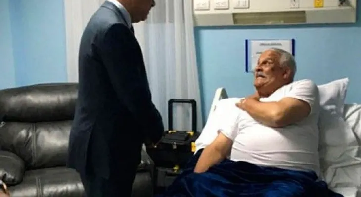 Leonel visita a Jaime David en el hospital Ramón de Lara
