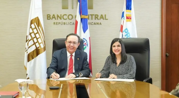BCRD firma acuerdo con PRODOMINICANA en materia de estadísticas sobre inversión extranjera directa y exportaciones de bienes y servicios