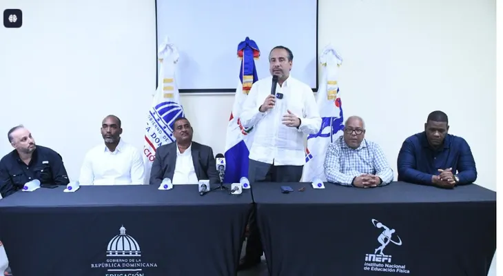 Inefi anuncia remodelación estadio La Normal y techado para el Liceo Duarte