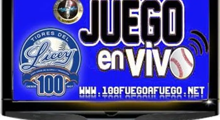   Tigres del Licey   vs.  Leones del Escogido, en el Estadio Quisqueya