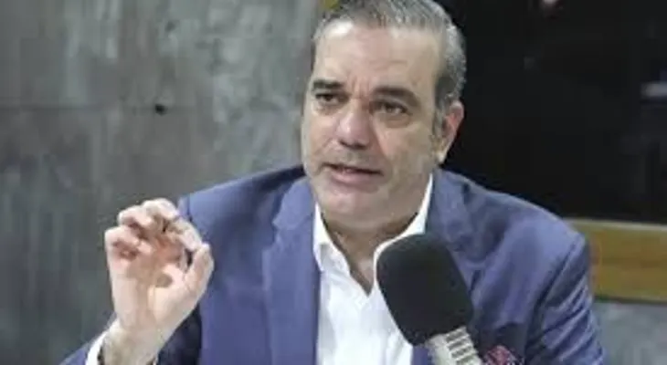 Sí, mi familia y yo, desde ahora, apoyamos al licenciado Luis Abinader!!