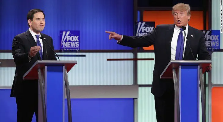 Los insultos vuelan en un acalorado debate republicano