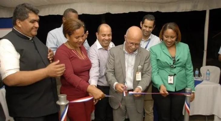 Rubén Montás anuncia proyectos 24 horas de electricidad en Azua