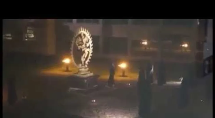 Sacrificios humanos: ¿Qué pasa por la noche en el campus del CERN? (VIDEO)