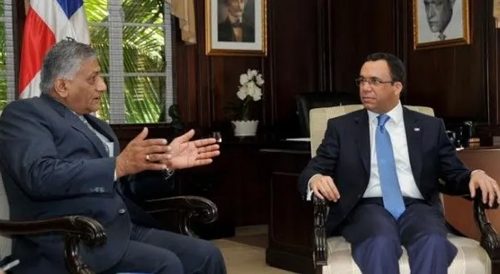 Canciller se reúne con ministro de Asuntos Exteriores de La India