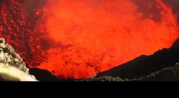 IMPRESIONANTES IMÁGENES: Viaje al interior de un volcán activo con una cámara GoPro 