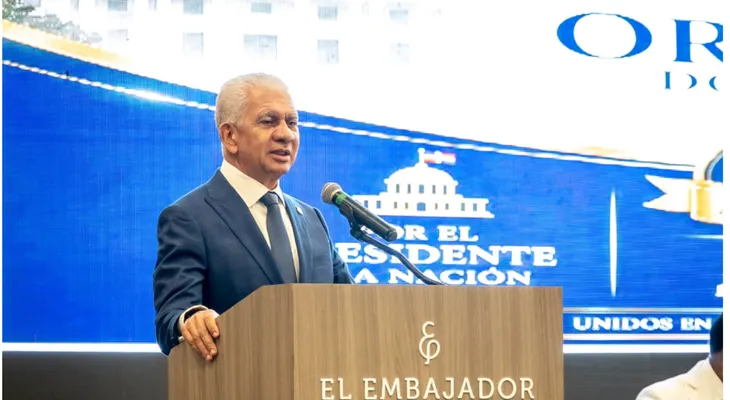 Ricardo de los Santos defiende acuerdo migratorio con EE. UU.