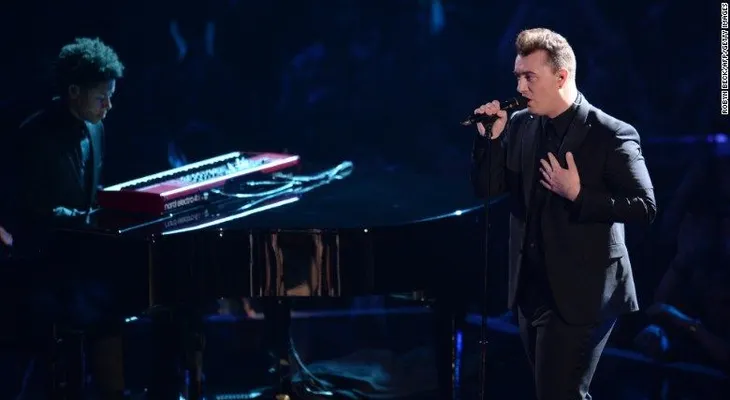 Sam Smith interpreta la banda sonora de la nueva película de James Bond, ?Spectre?