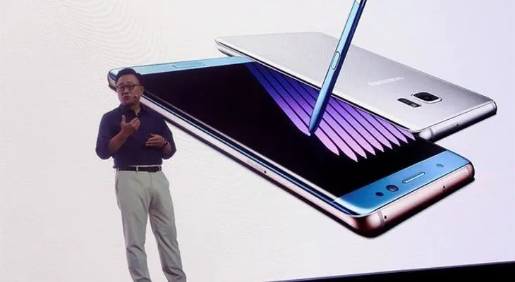 Samsung presenta en Seúl el Note 7 resistente al agua y con escáner de iris
