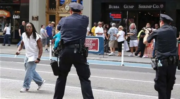 Delincuentes continúan intentando matar policías NYC