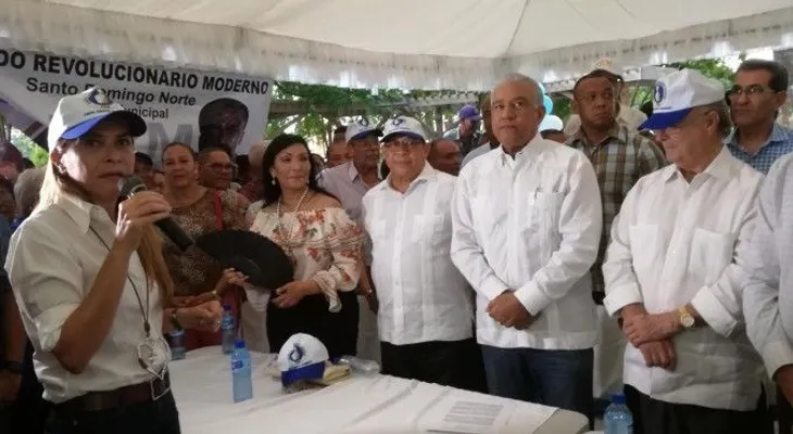 Hipólito y Bautista encabezan programa de inscripción de militantes del PRM en Villa Mella