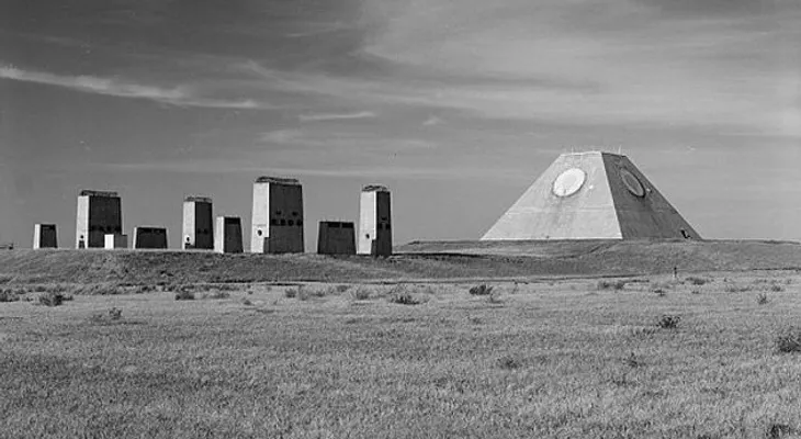 Salen a la luz fotos de la construcción de un misterioso objeto militar de EE.UU.  