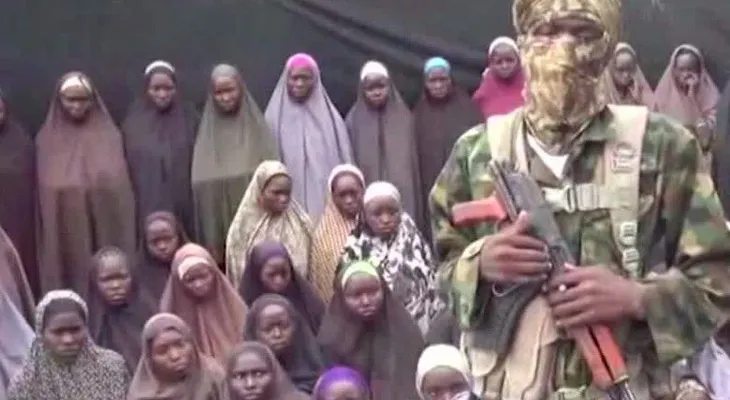 Boko Haram libera a 82 niñas de Chibok