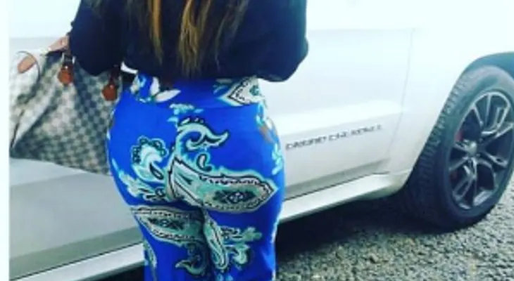 Comunicadora aclara regalo jeepeta 2016