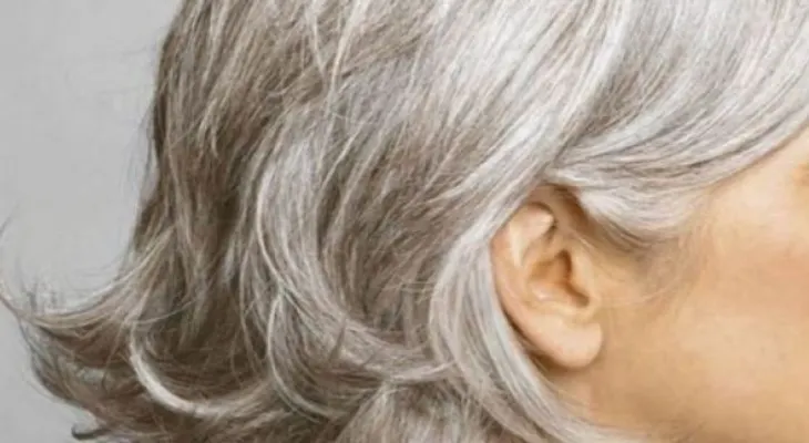 ¿Quieres saber cuál es el mejor remedio para las canas?