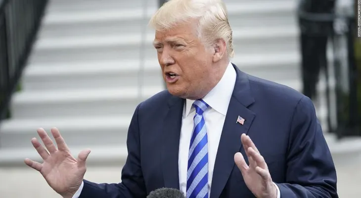 Donald Trump sugiere una acción legal contra el equipo del fiscal especial Robert Mueller