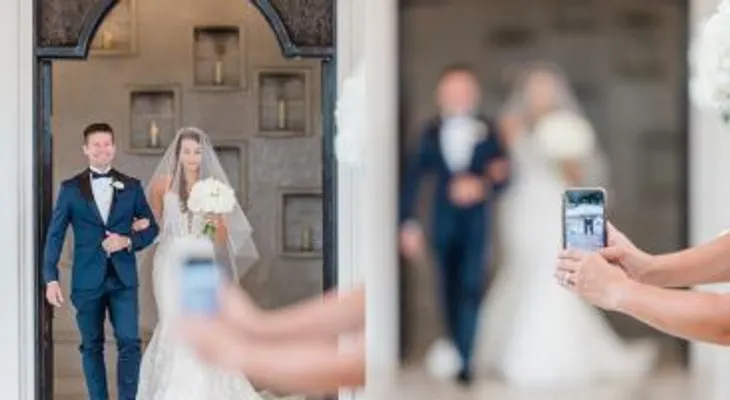 Joven arruina imagen perfecta en una boda y la indignación de la fotógrafa se hace viral
