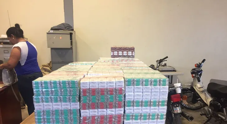 Cesfront decomisa miles de cajetillas de cigarrillos en Dajabón