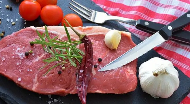 Por qué la carne roja es cancerígena: Analizan evolución del gen que lo provoca 