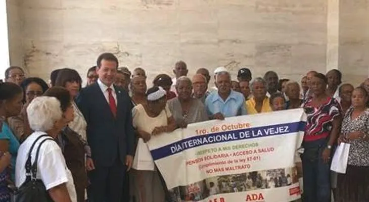 Bisonó pide más protección para los envejecientes