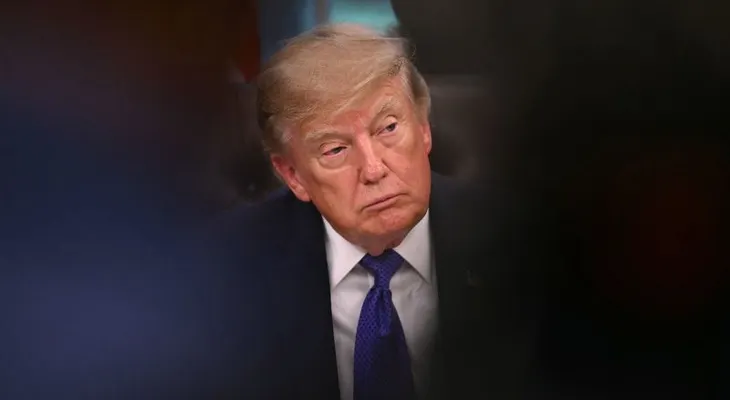Trump niega haber discutido la venta de armas a China con Xi, contradiciendo a su embajador