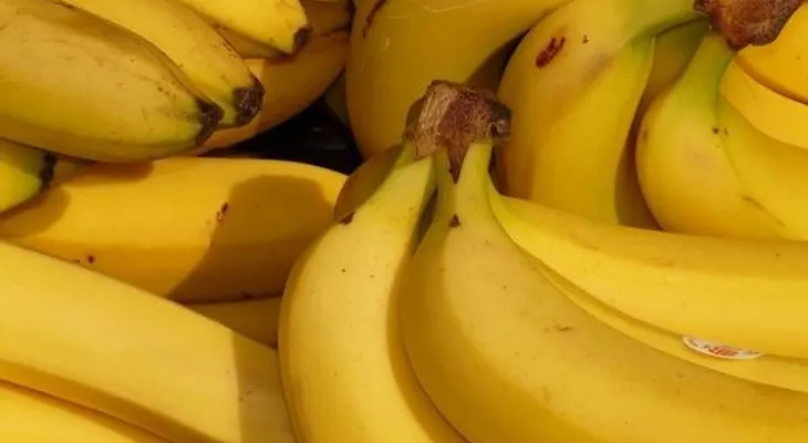 Por qué hay que comer un guineo (banana)  cada día