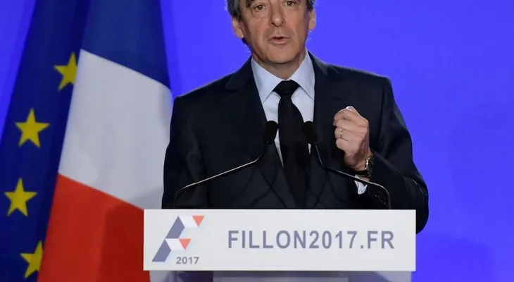 François Fillon mantiene su candidatura pese a investigación judicial