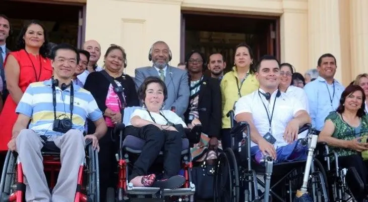 Gobierno utiliza sistema audio guías; incluye personas con discapacidad auditiva 
