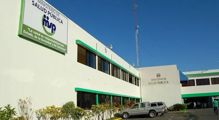  Autoridades coordinan acciones para prevenir enfermedades por el paso huracán Irma 
