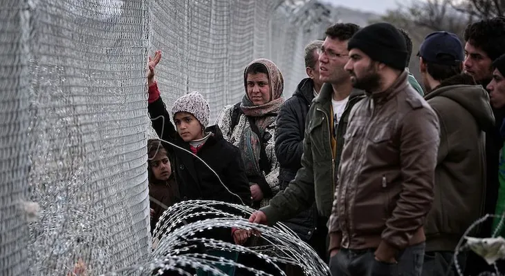 Jefe de la UE advierte a inmigrantes económicos: "No vengan a Europa"