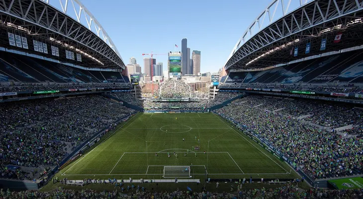 El cáncer en jugadores de fútbol prende el debate sobre los campos sintéticos