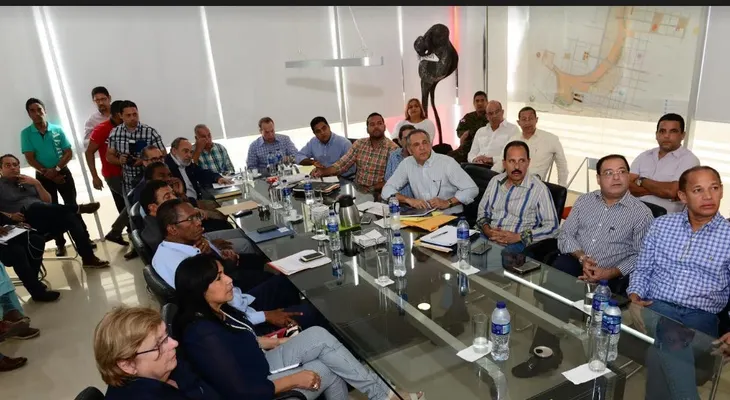 Peralta: Reto del Gobierno es seguir afrontando con éxito pobreza