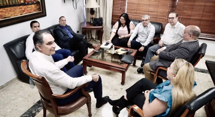 SENASA y CMD acuerdan trabajar juntos en la agilización del proceso de códigos para todos los médicos