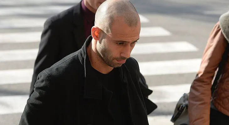 Mascherano acepta condena de un año de cárcel por fraude fiscal