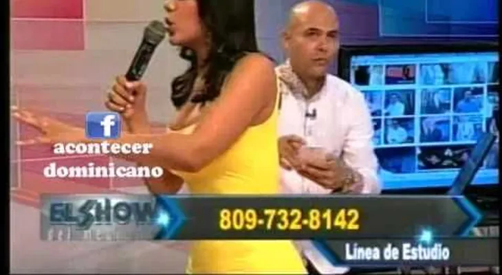Le dan tremendo boche a Mabel Henriquez en El Show del Medio Día