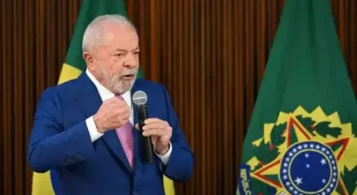 Lula devuelve a Brasil a la Celac en plena inestabilidad interna y externa