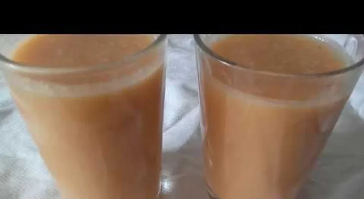 Rico y saludable batido de plátano y zanahoria