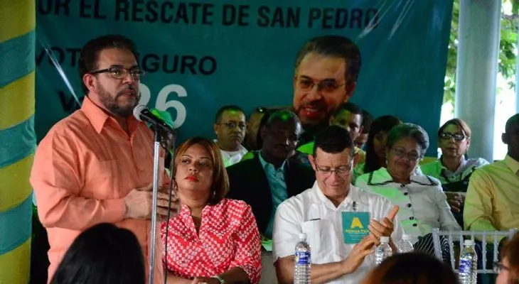 Guillermo Moreno propone revisar ventas de la tierra del CEA