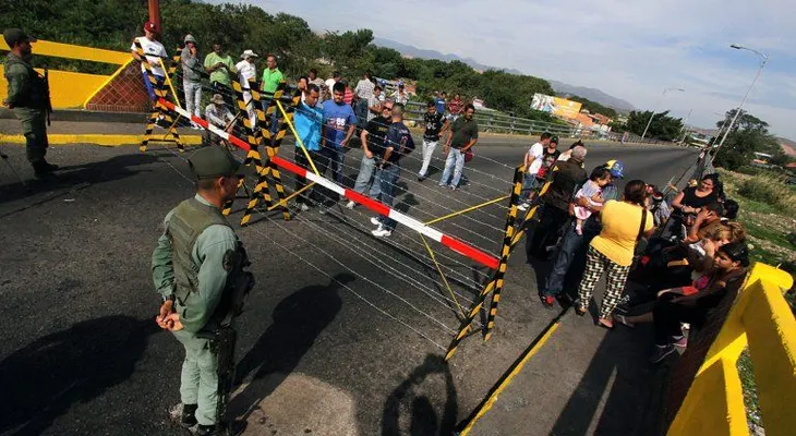 Sigue conflicto: Maduro amplía cierre de frontera con Colombia a estado Zulia