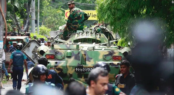 20 extranjeros muertos en ataque a un café en Bangladesh