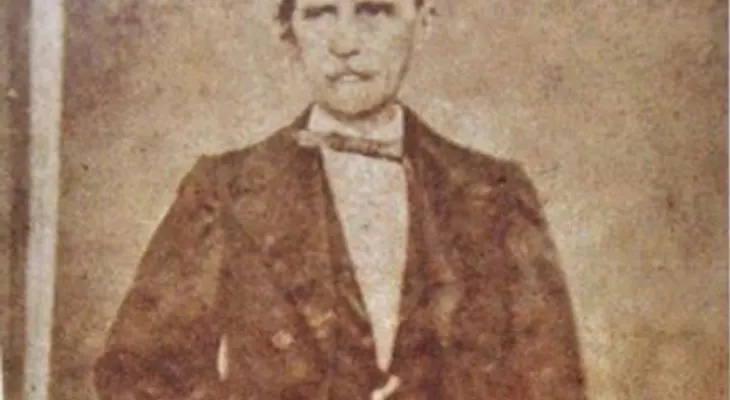 Fotografía real de Juan Pablo Duarte siendo joven