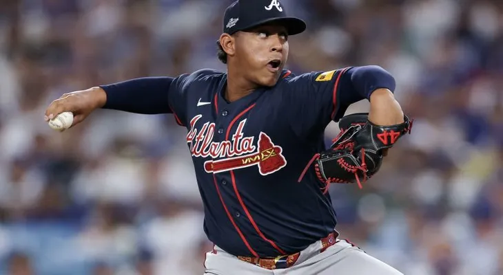 Cómo un novato colombiano de 21 años y un exempleado de 7-Eleven sorprendieron a los Dodgers de Ohtani